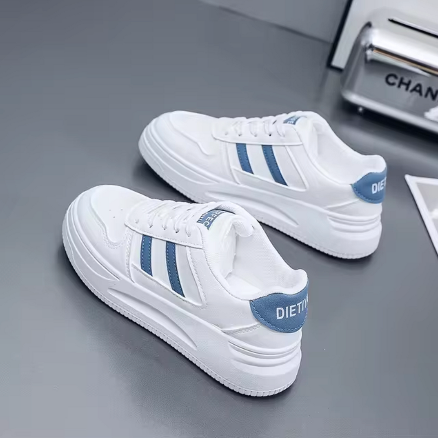 WW | Casual Sneakers