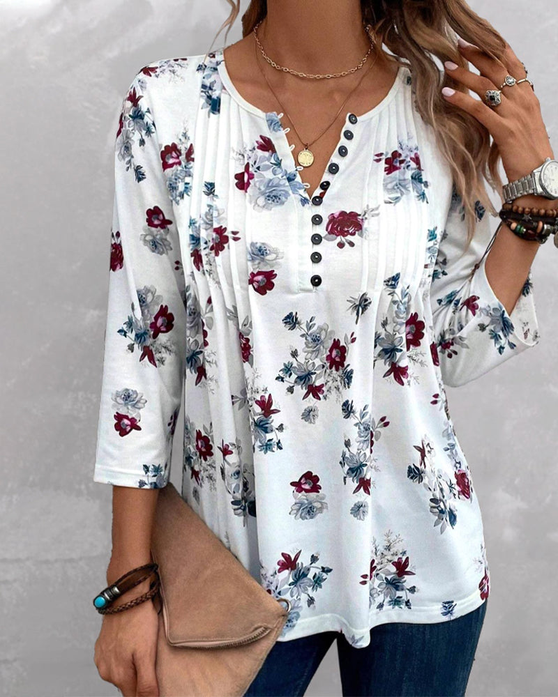 WW | Blouse with floral buttons