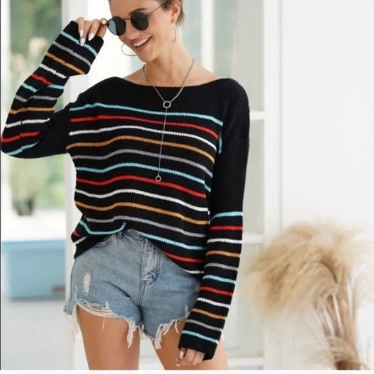 WW | Cozy striped V-neck knit sweater for layering in autumn.