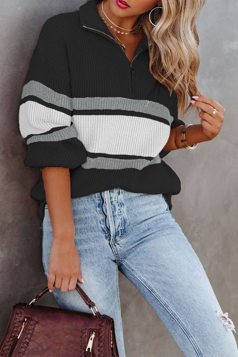 WW | Cozy, casual knit sweater with zipper and patchwork collar