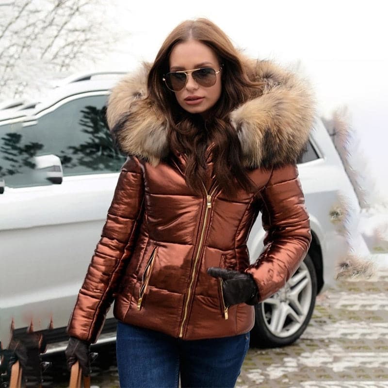 WW | Modische gefütterte Jacke mit Kapuze und Kragen aus Kunstfell
