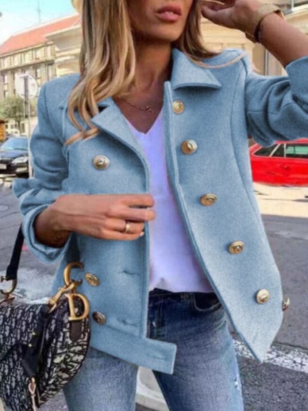 WW | Kurze Designerjacke mit goldenen Knöpfen