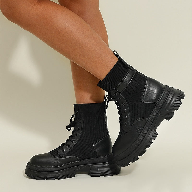 WW | Stylische Lederstiefel Mit Schnürsenkeln