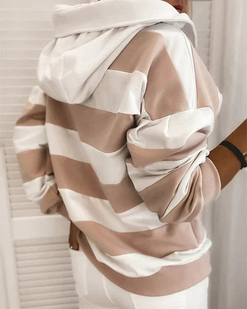 WW | Hoodie - Strickdetails - Lockere Passform - Weiche Materialien