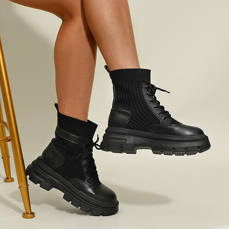 WW | Stylische Lederstiefel Mit Schnürsenkeln