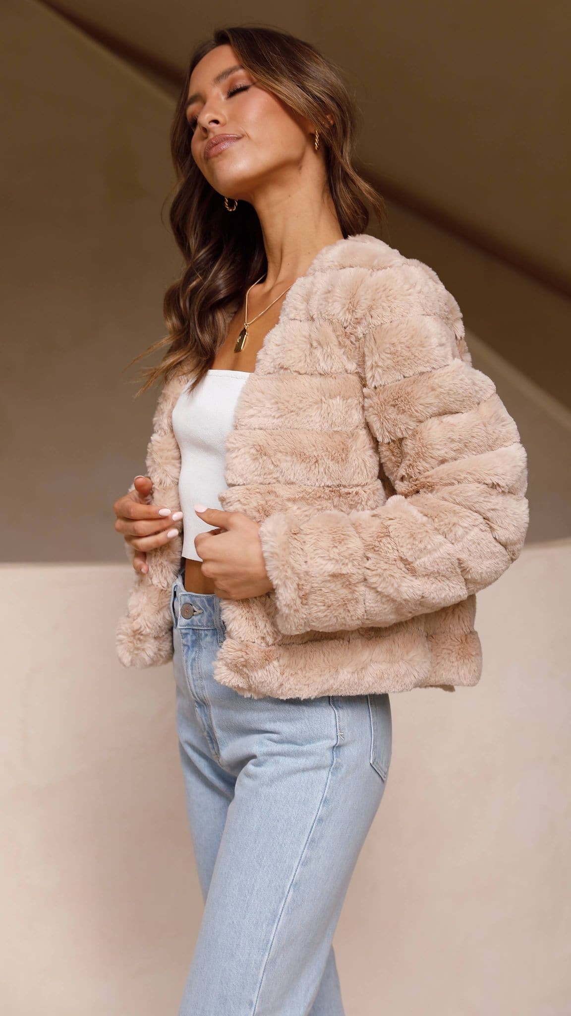 WW | Short Jacket - Structured fit - Quilted design - Open front