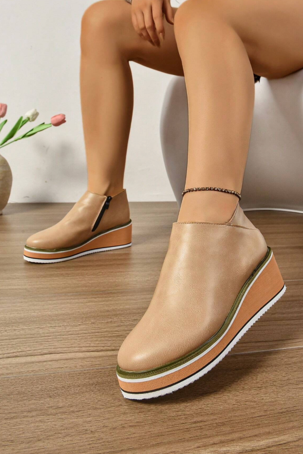 Trinity Boots - Beige