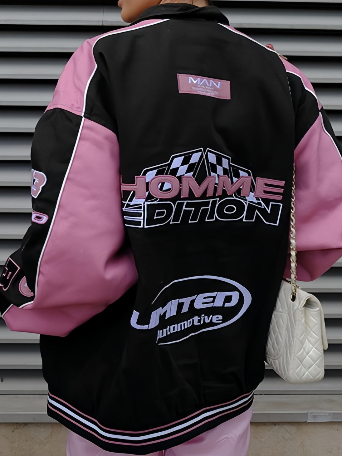 WW | Schwarze Pink Raglan-Motojacke mit bedrucktem Slogan