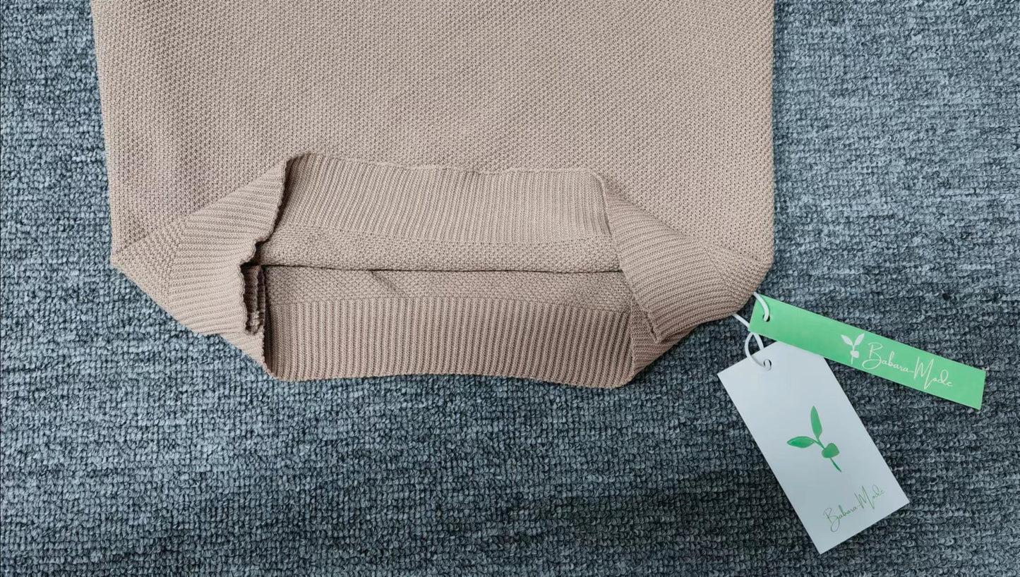 WW | Gold-Colored Plain Round-Neck Sweater