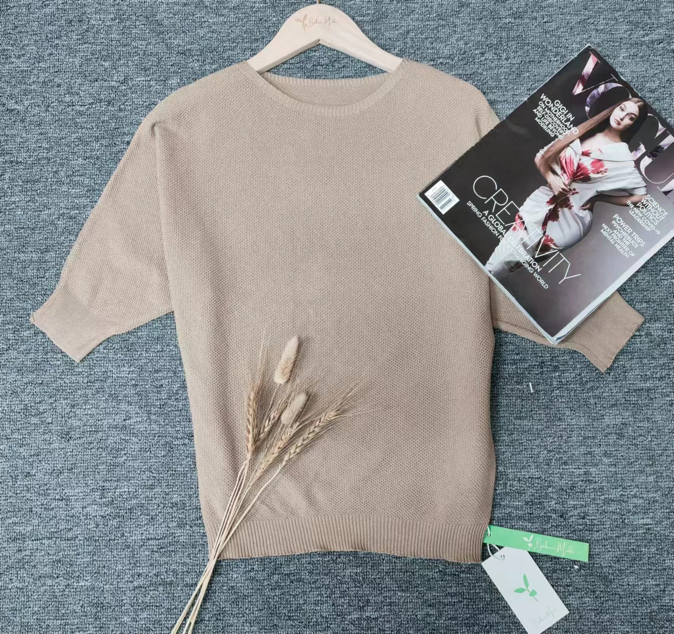WW | Gold-Colored Plain Round-Neck Sweater