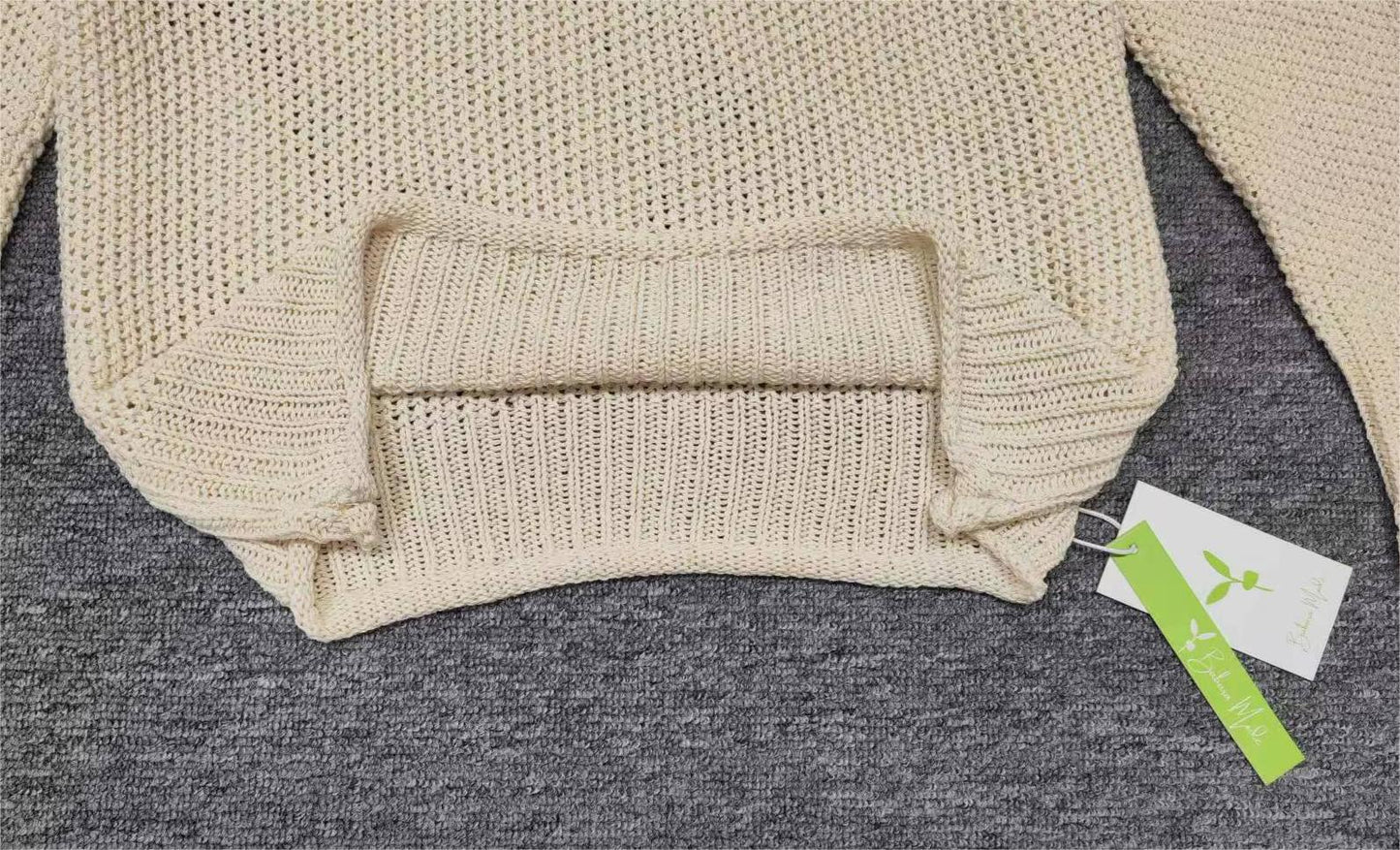 WW | Solid-colored Long-sleeved Sweater