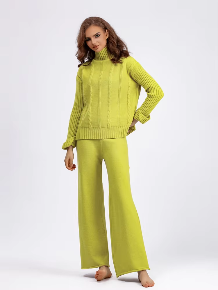 WW | Modern, Elegant Knitted Two-Piece Set