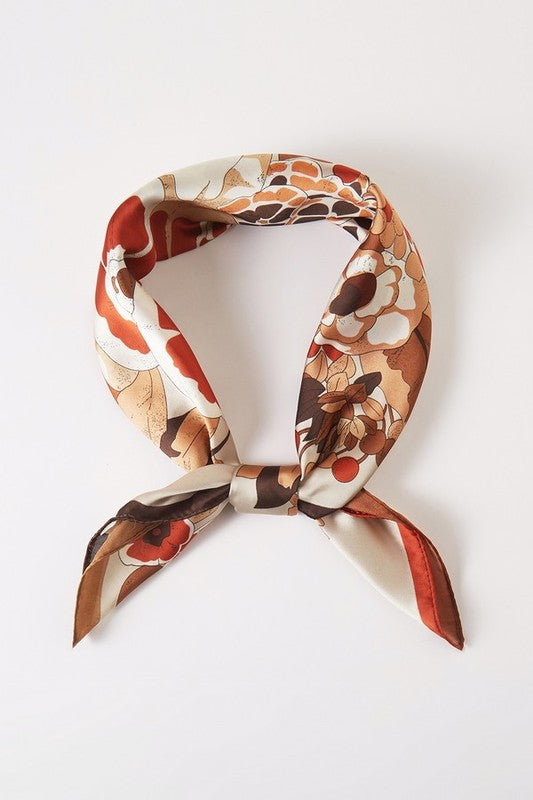 WW | Silk Scarf with Floral Print and Square Shape