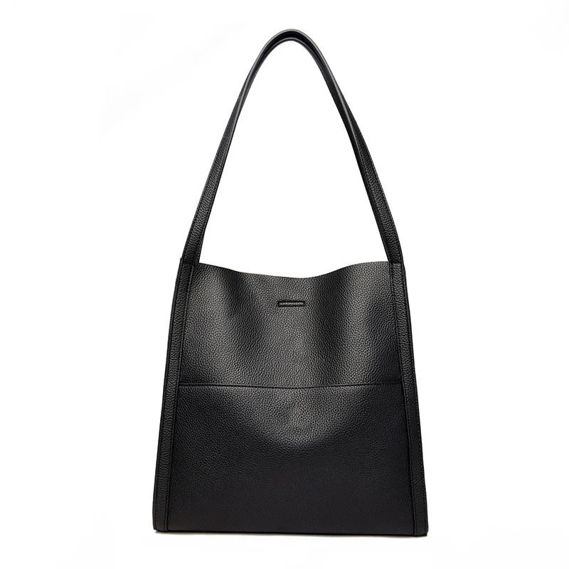 – Plain shoulder bag made of genuine leather