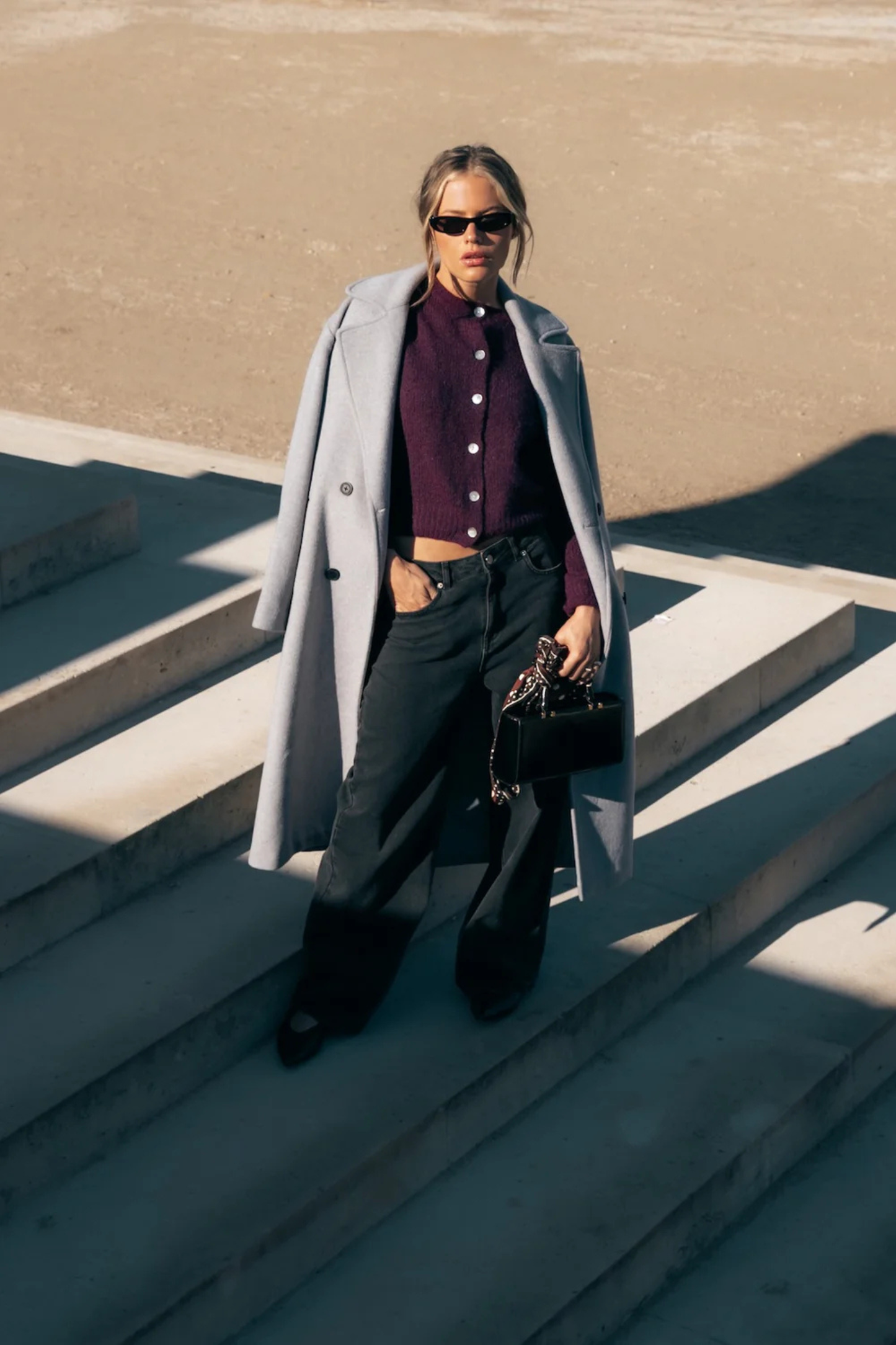 Vania | Wool coat in a classic length