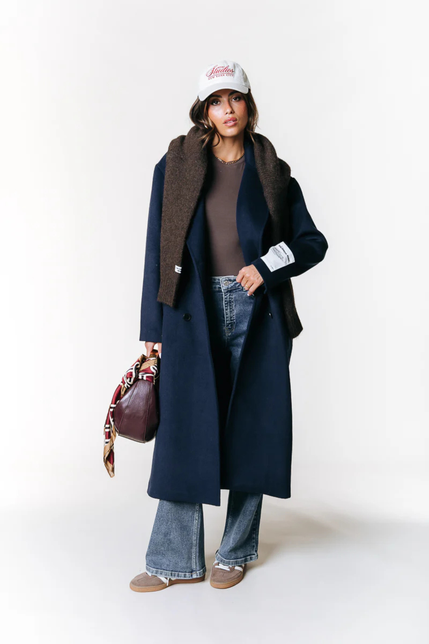 Vania | Wool coat in a classic length