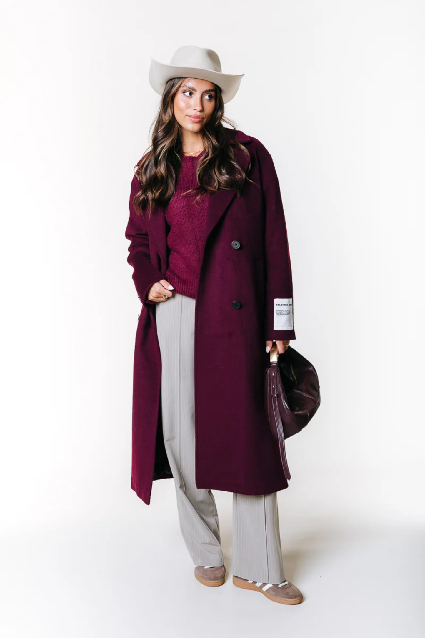 Vania | Wool coat in a classic length