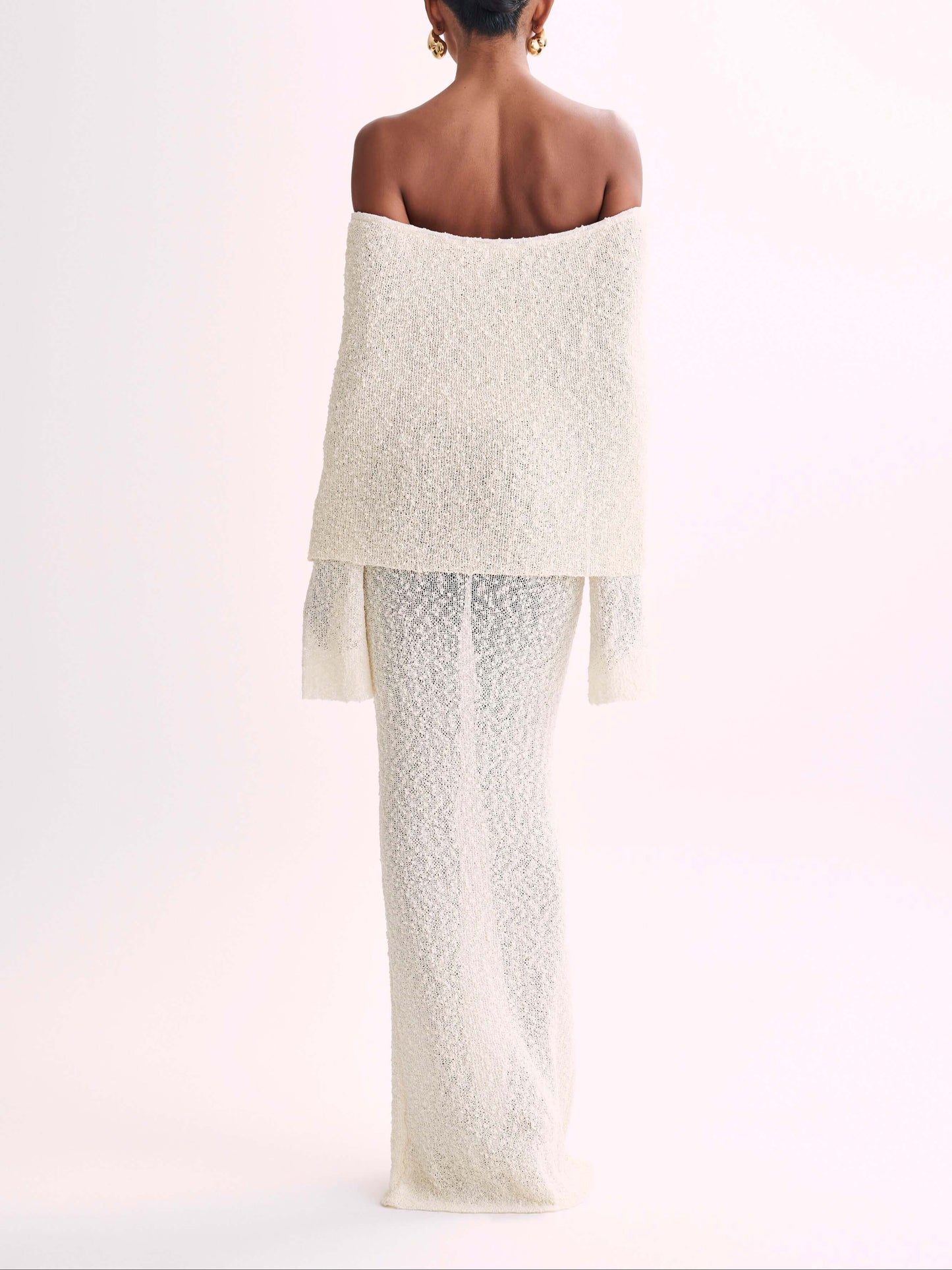 Kenvira™ | Off-the-shoulder dress