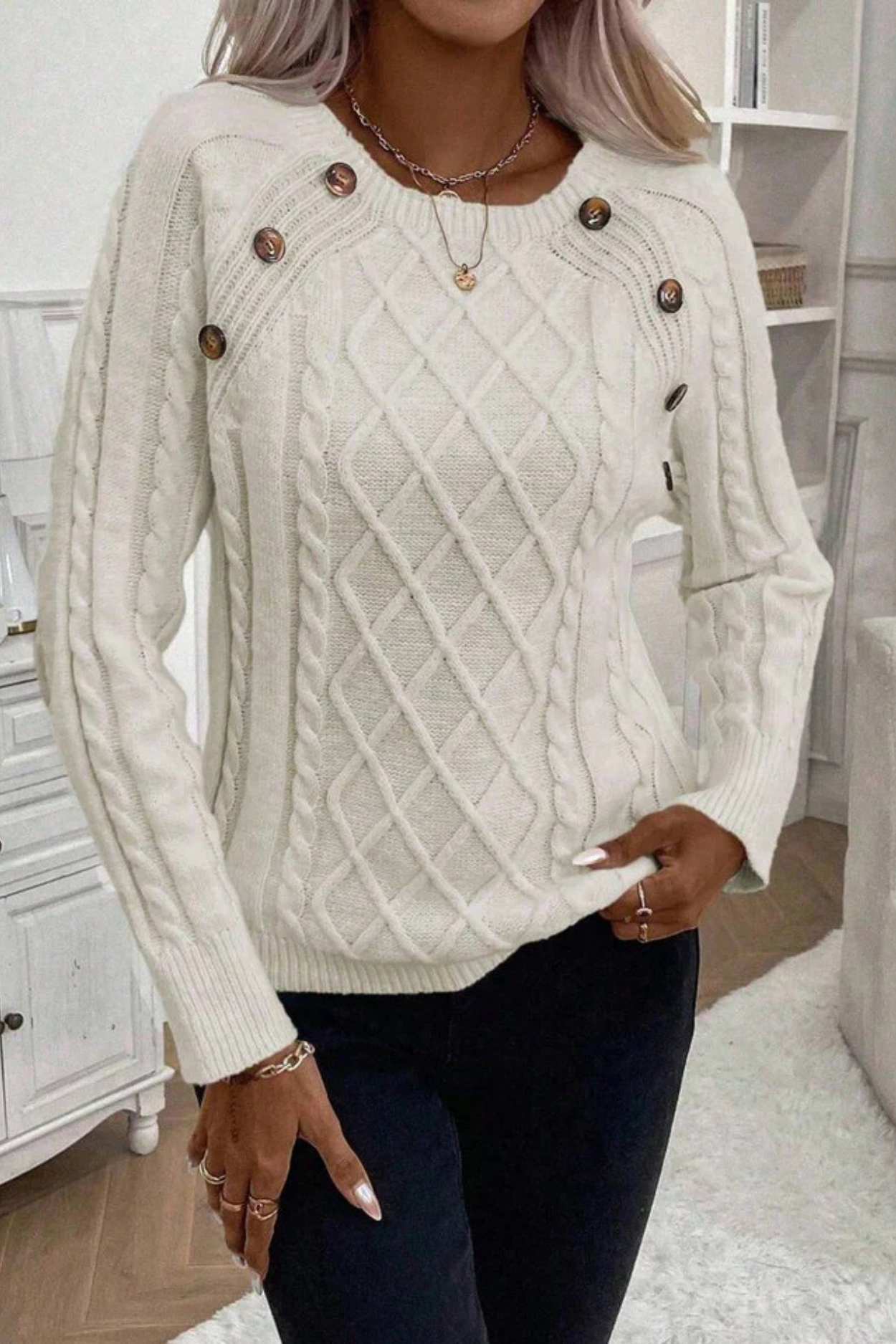 Cora | Knitted jumper with button details