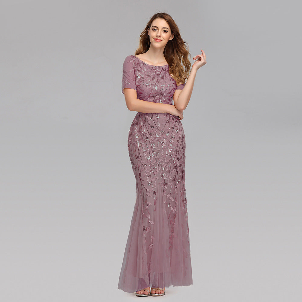 WW | Elegantes Abendkleid in Gold
