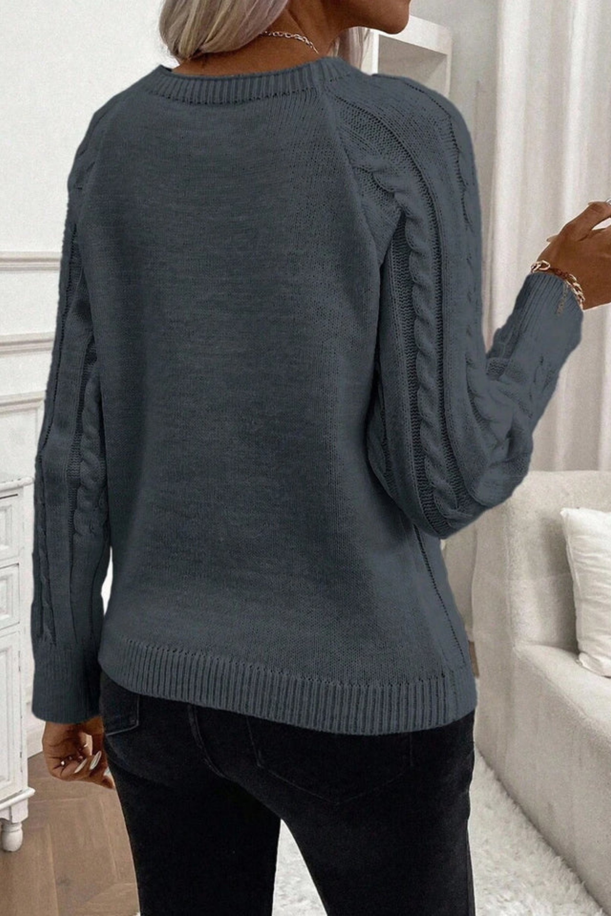 Cora | Knitted jumper with button details