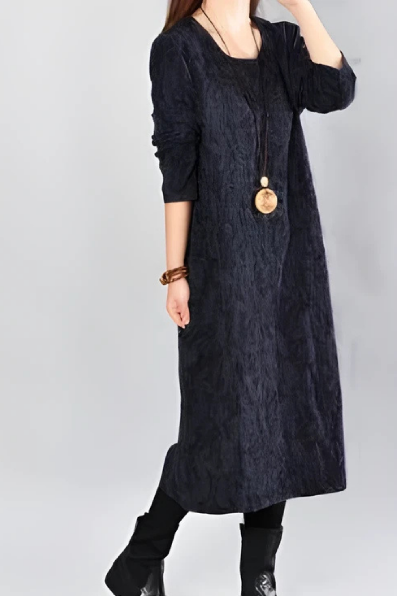 Kayla Maxi Dress with Leaf Print - Black
