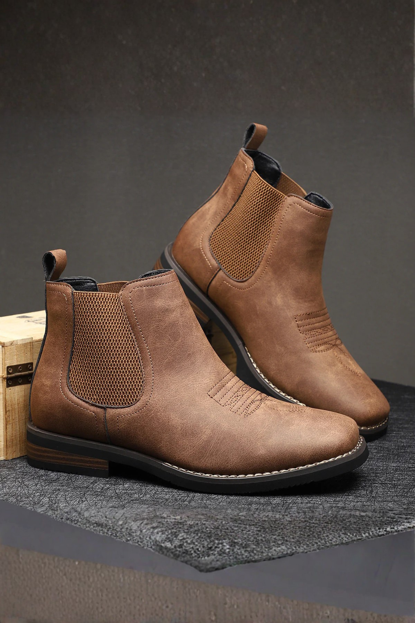 Max | Robust & Stylish Boots