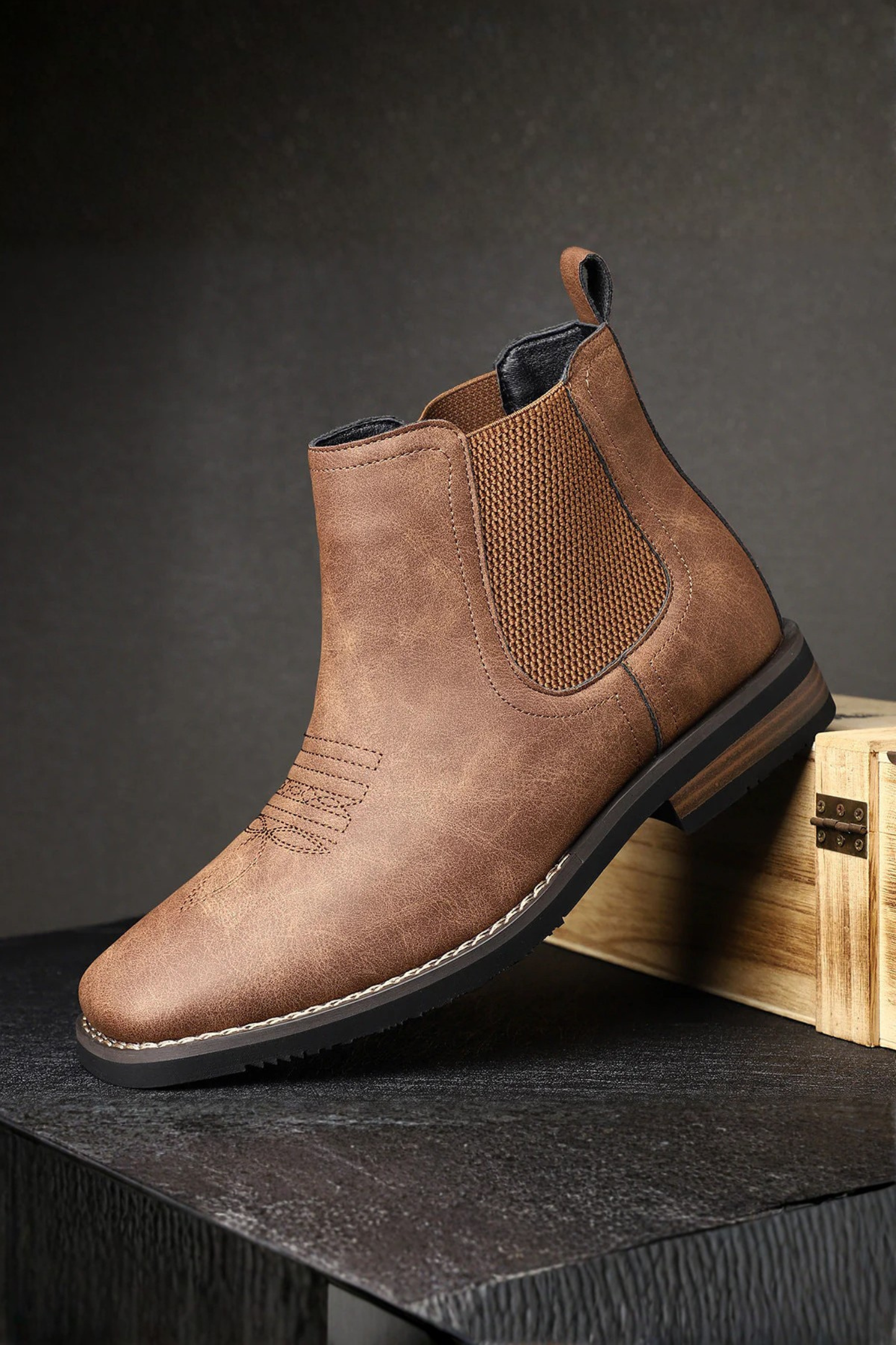 Max | Robust & Stylish Boots