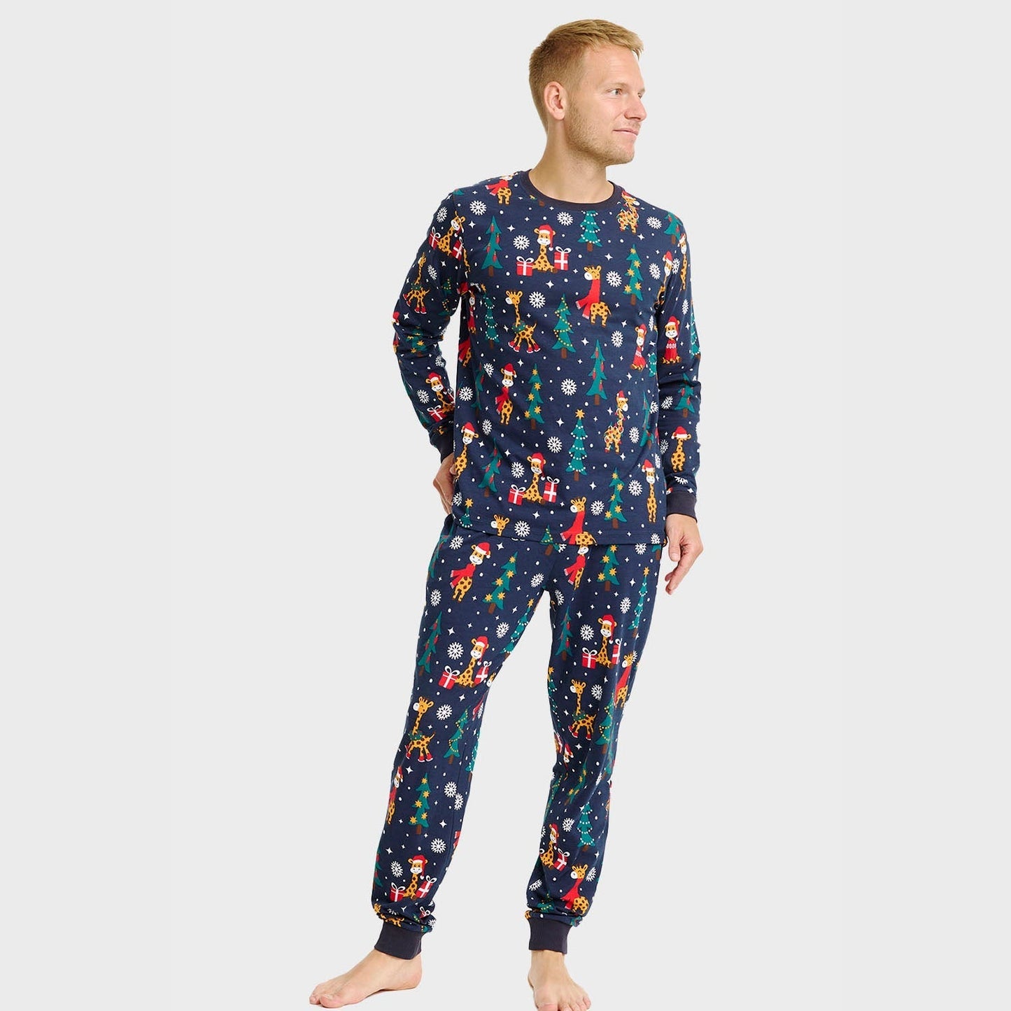 WW | The Giraffe Christmas Pyjamas - Men's