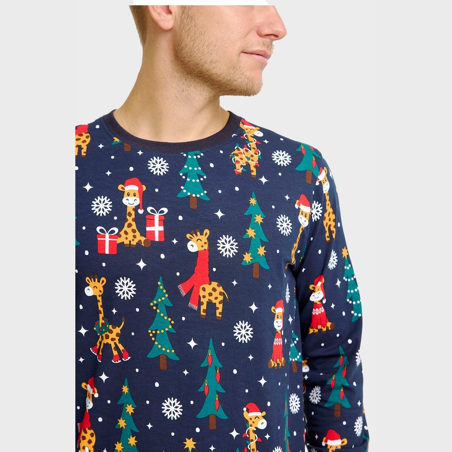 WW | The Giraffe Christmas Pyjamas - Men's
