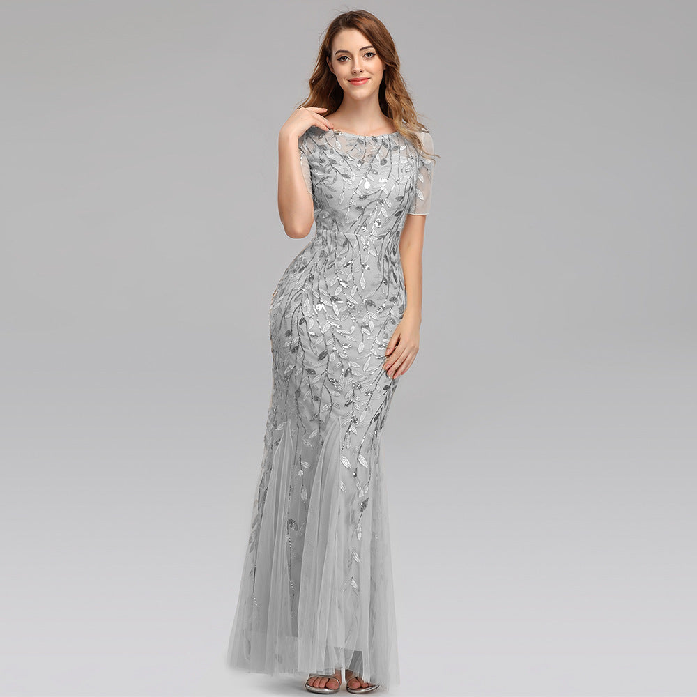 WW | Elegantes Abendkleid in Gold