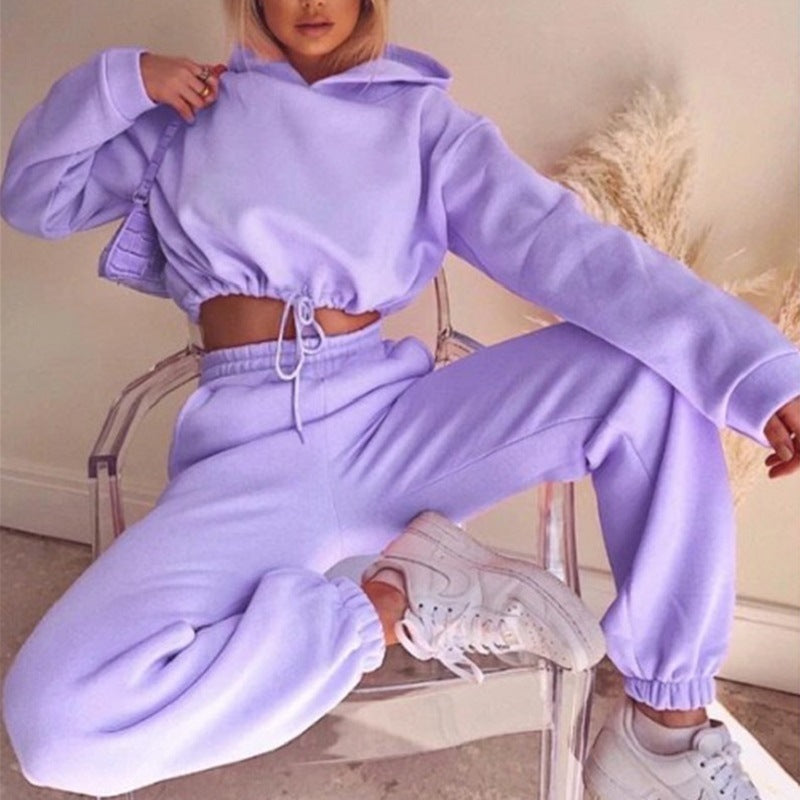 WW | Women's Two-Piece Jogging Suit with Cropped Hoodie