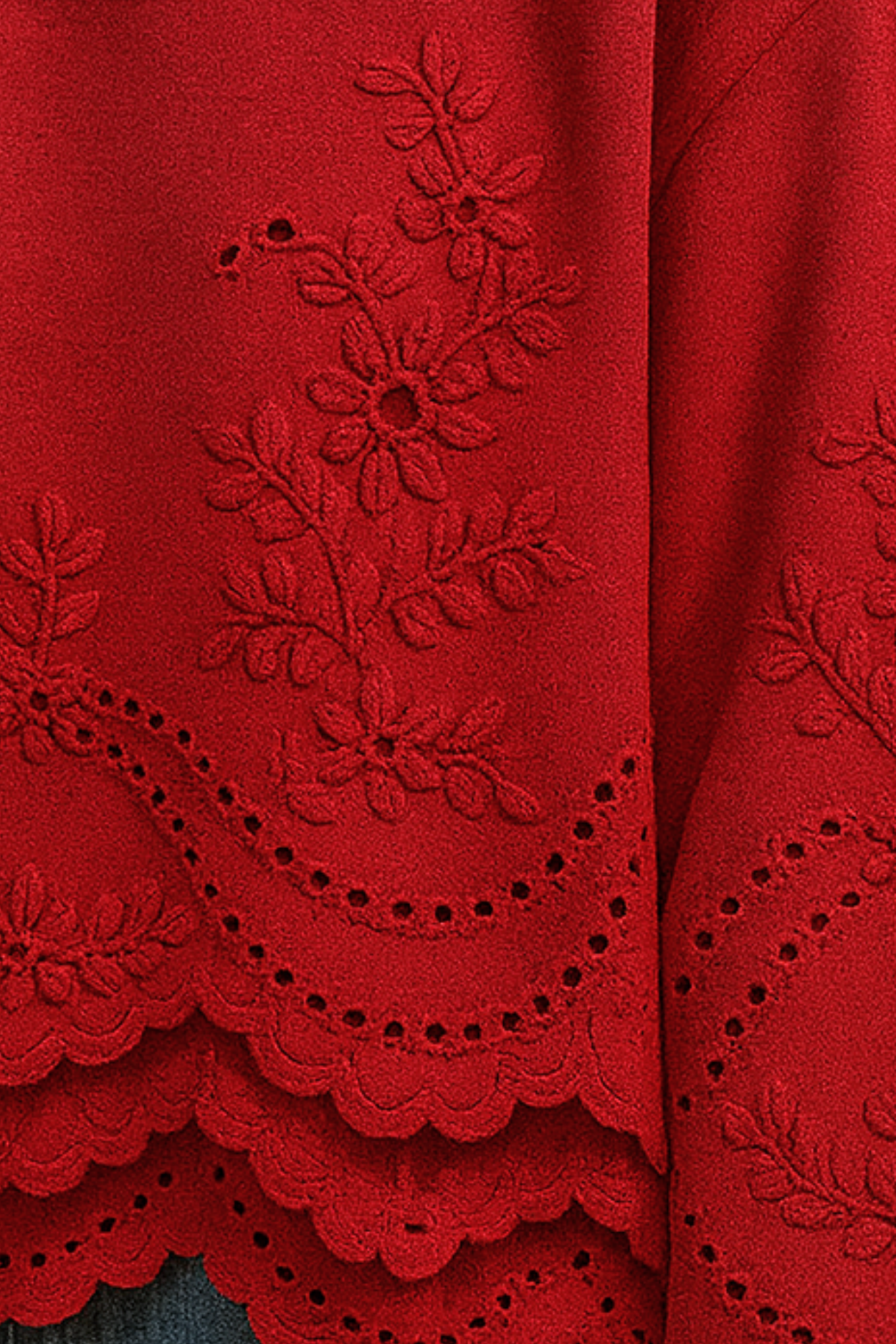 Lucia | Jumper with Lace Details