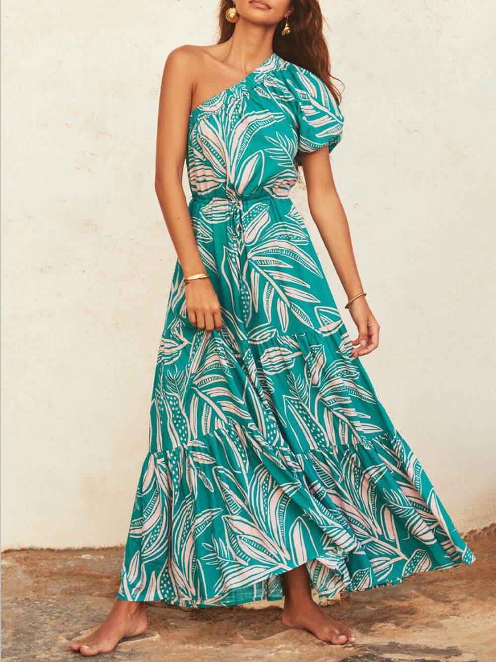Off-the-shoulder Dress with Palm Leaf Print and Floral Vacation Style