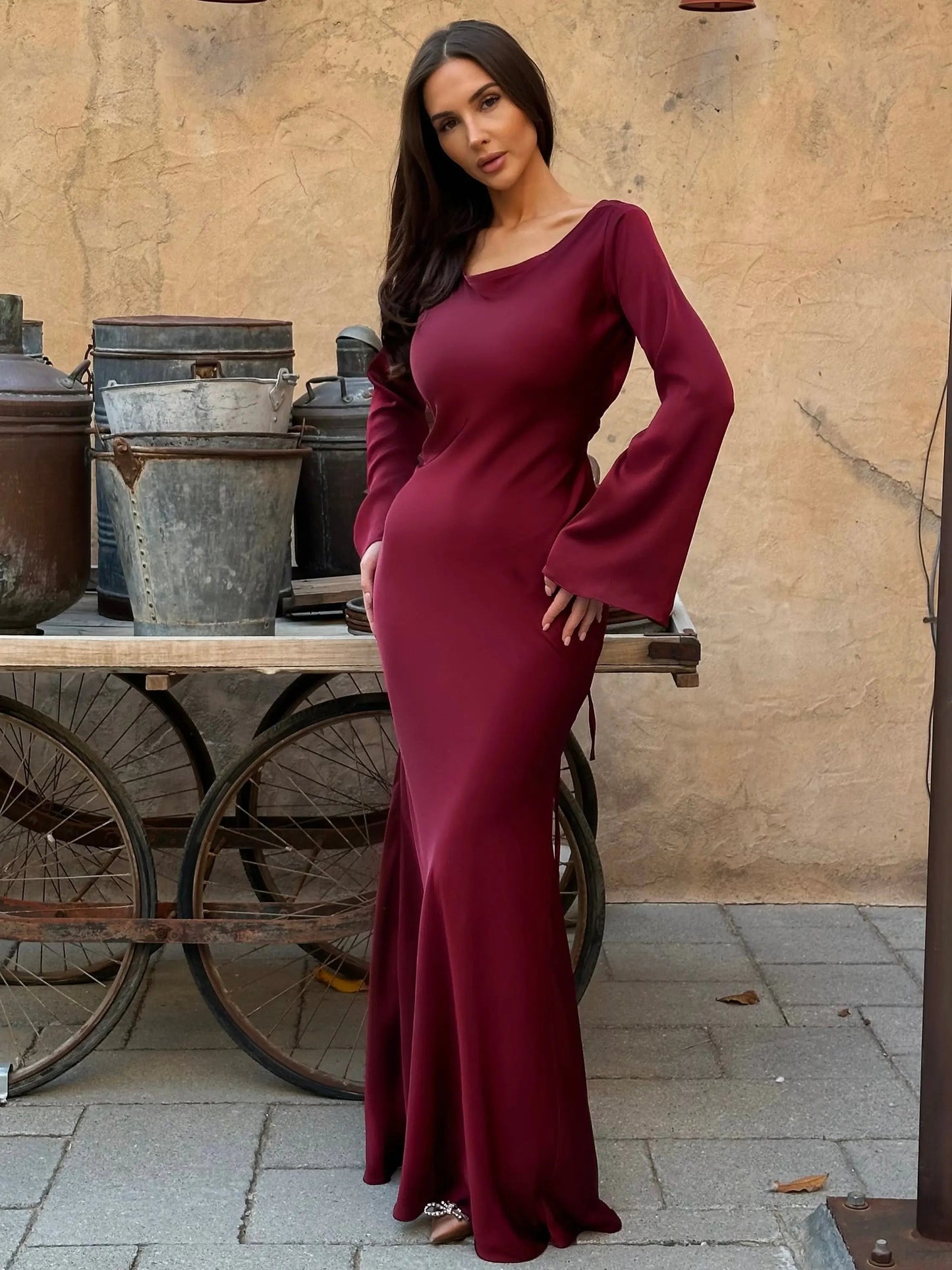 WW | Fließendes Maxi Kleid Mit Langen Ärmeln Für Damen
