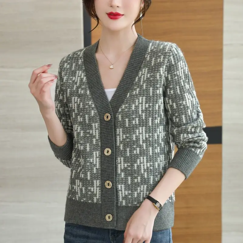 WW | Soft-Knit Cardigan