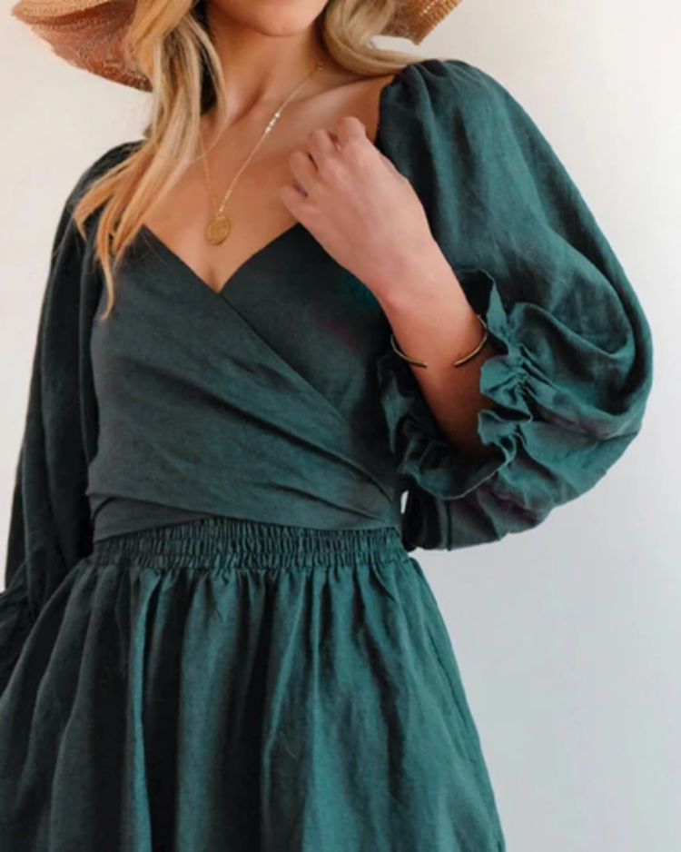 Diana | Dress with ruffled sleeves