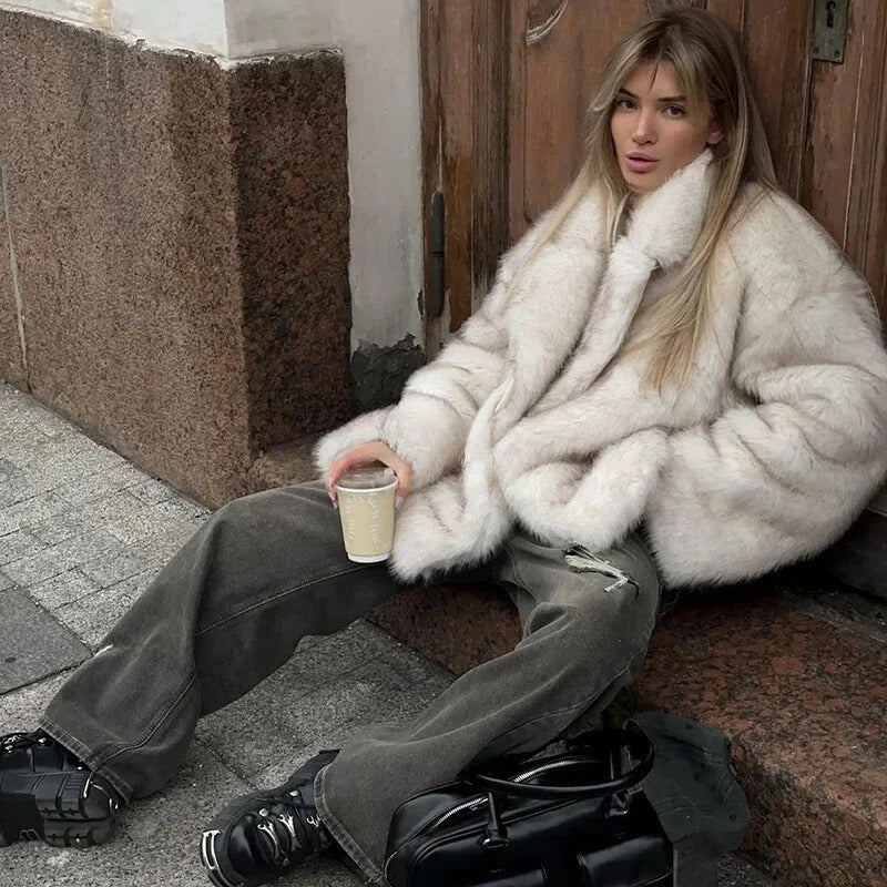 WW | Oversized Faux Fur Winter Jacket