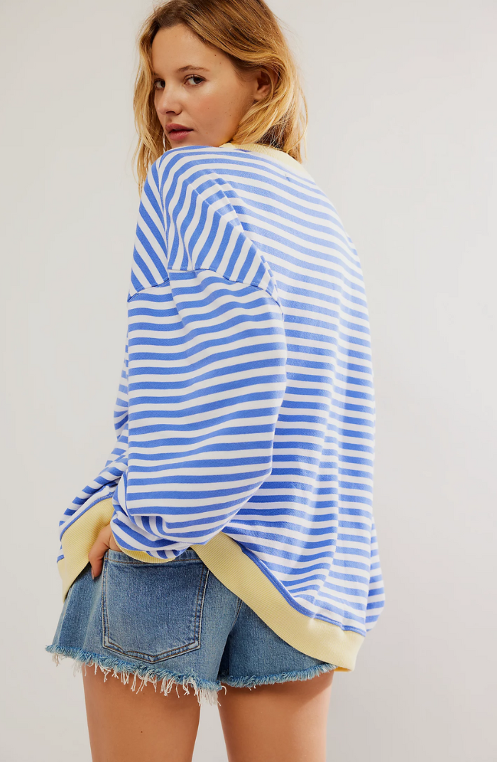 WW | Oversize Pullover mit farbenfrohen Streifen