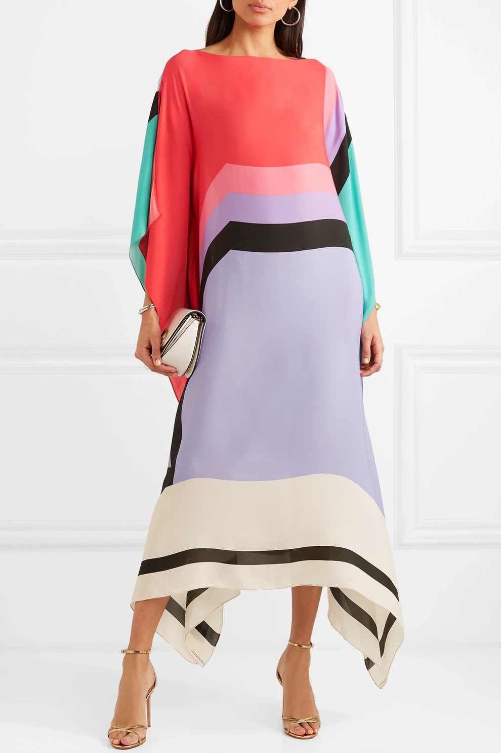 Modern Midi Dress in Batwing Style with Elegant Geometric Pattern