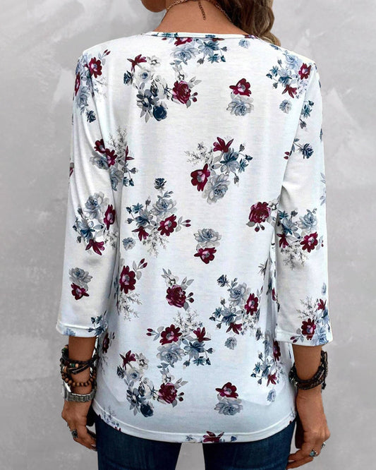 WW | Blouse with floral buttons
