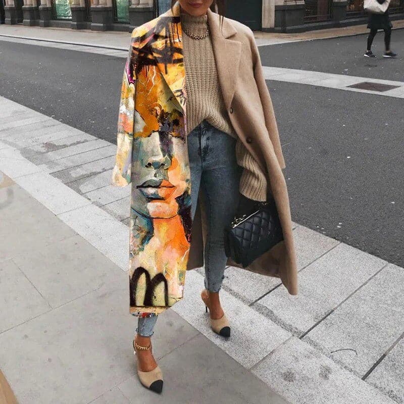 WW | Long wool coat with elegant design motifs