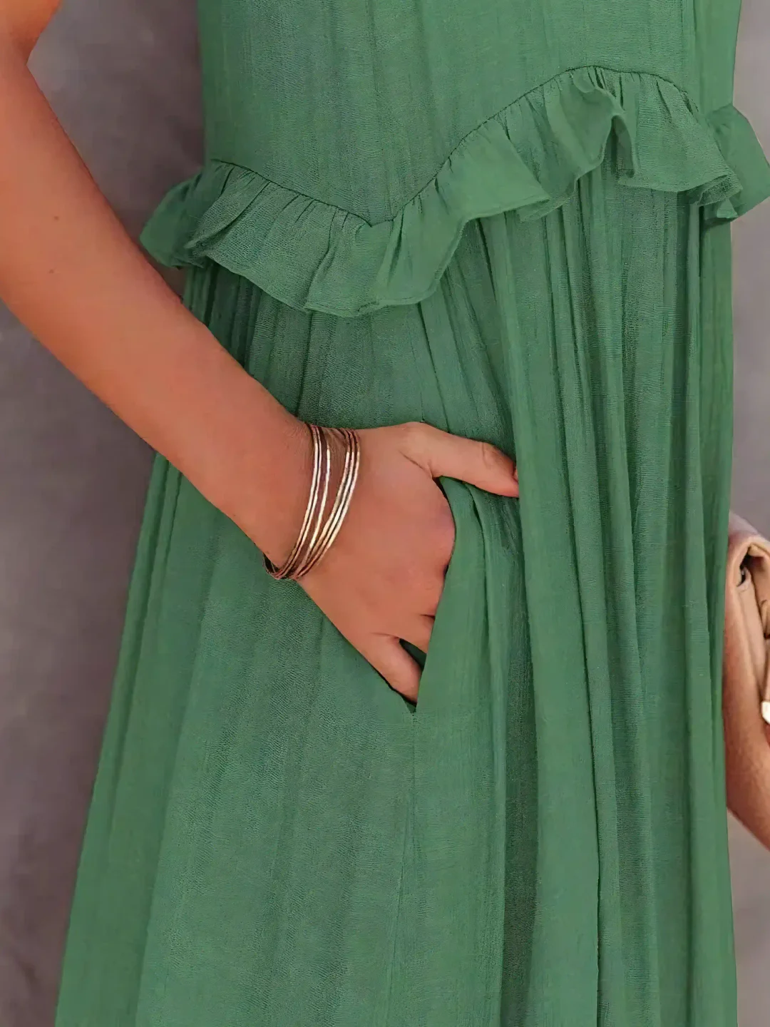 Vesa™ | Flowing Ruffled Dress