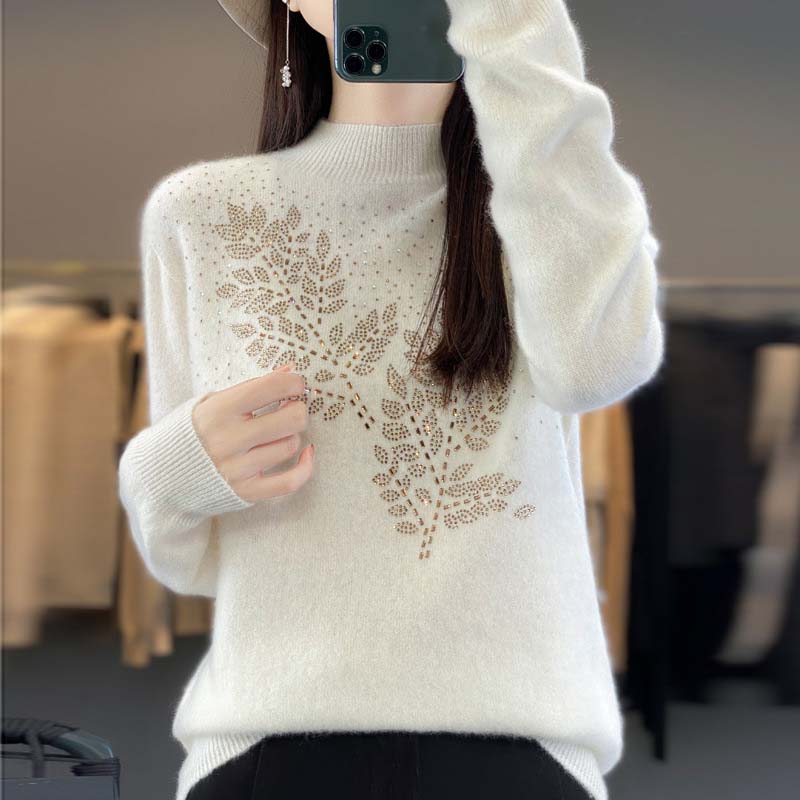 WW | Knitted Sweater with Pretty Leaf Pattern