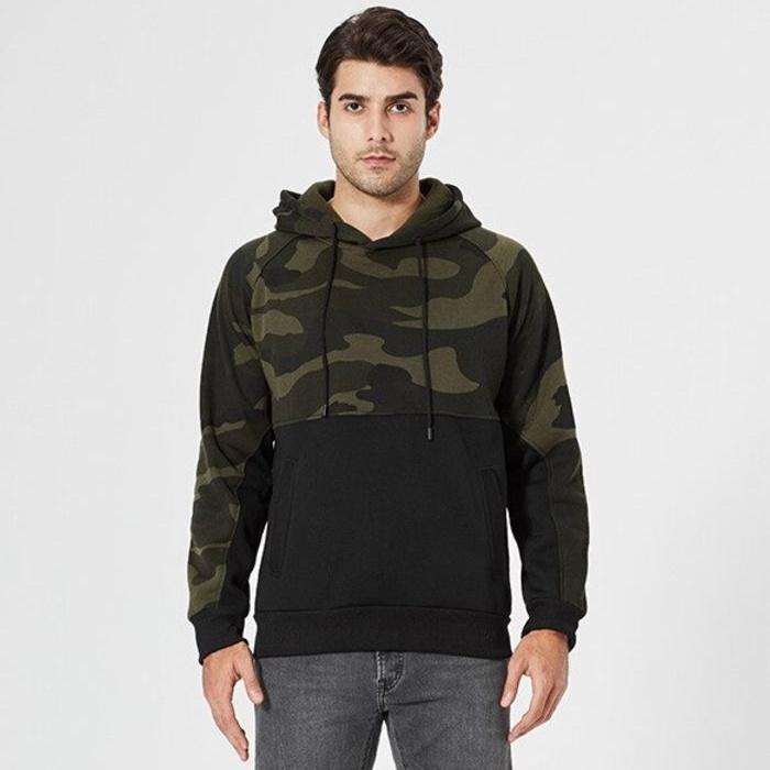 WW | Modischer Camouflage Kapuzenpullover