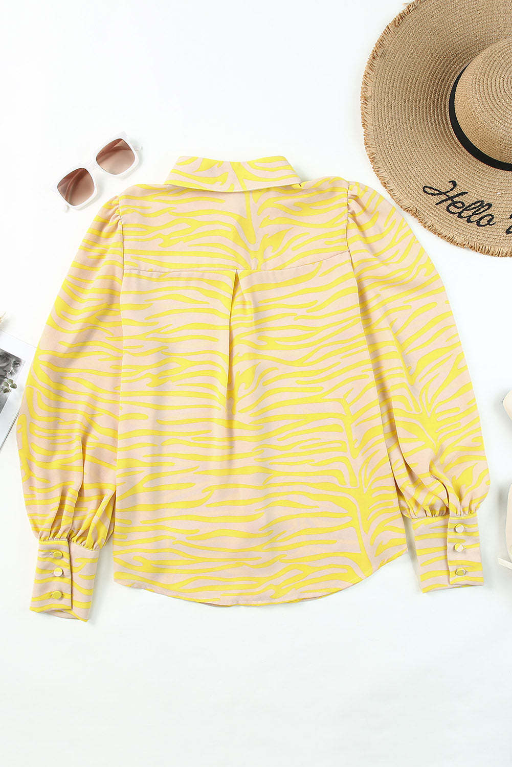 WW | Zebra print and V-neck
