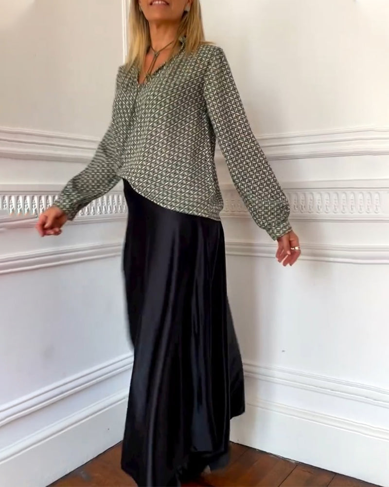 WW | Casual V-neck Blouse with Geometric Pattern