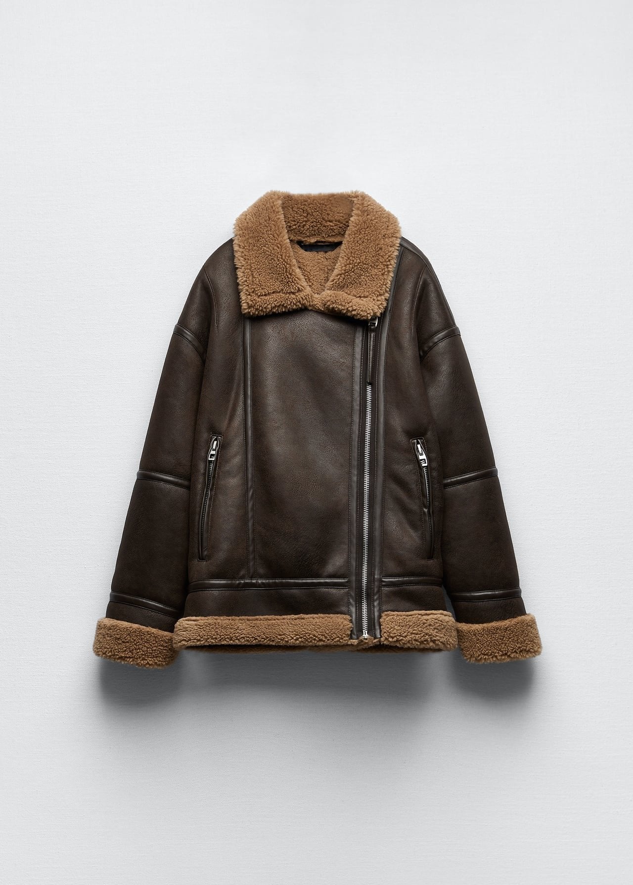 WW | Fellbesetzte Revers-Fliegerjacke