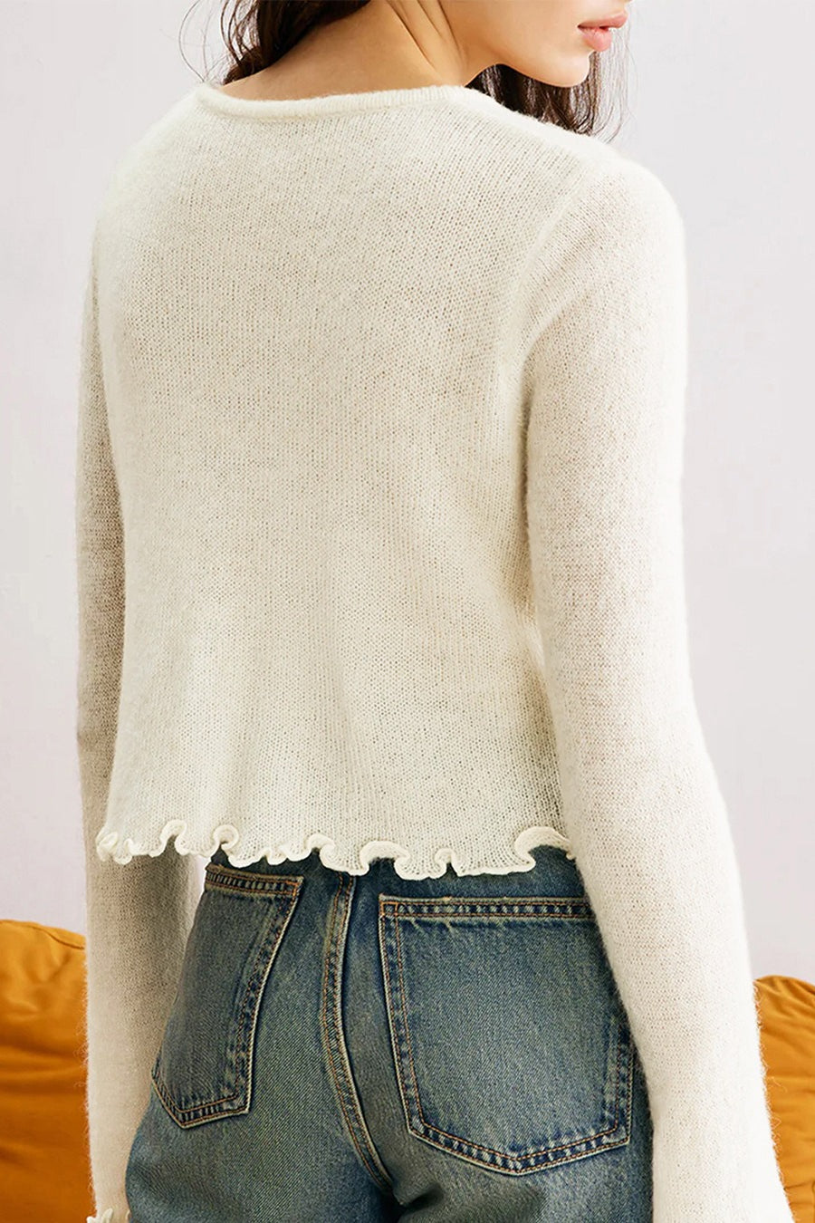 WW | Slim, floral knitted cardigan with ruffles