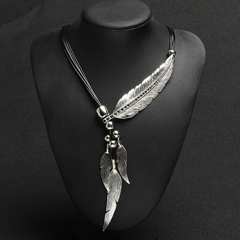 WW | Golden Feather Necklace In Bohemian Style